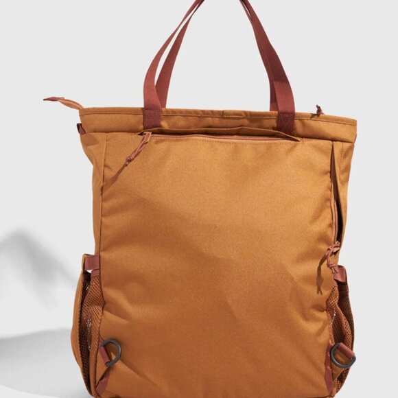 (R)evolution™ 25L Convertible Carryall - New Colorways in Camel - Picture 7 of 7